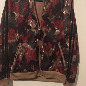 WOMEN’S ADIDAS JACKET MADE BY PHARRELL WILLIAMS